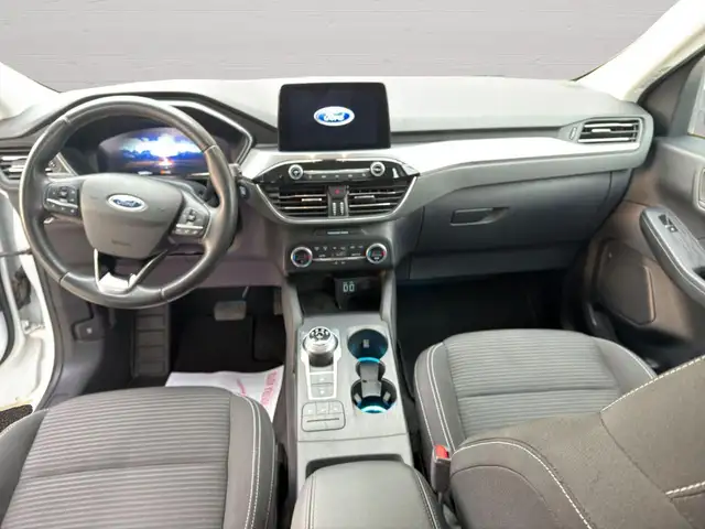 Ford Kuga view 10