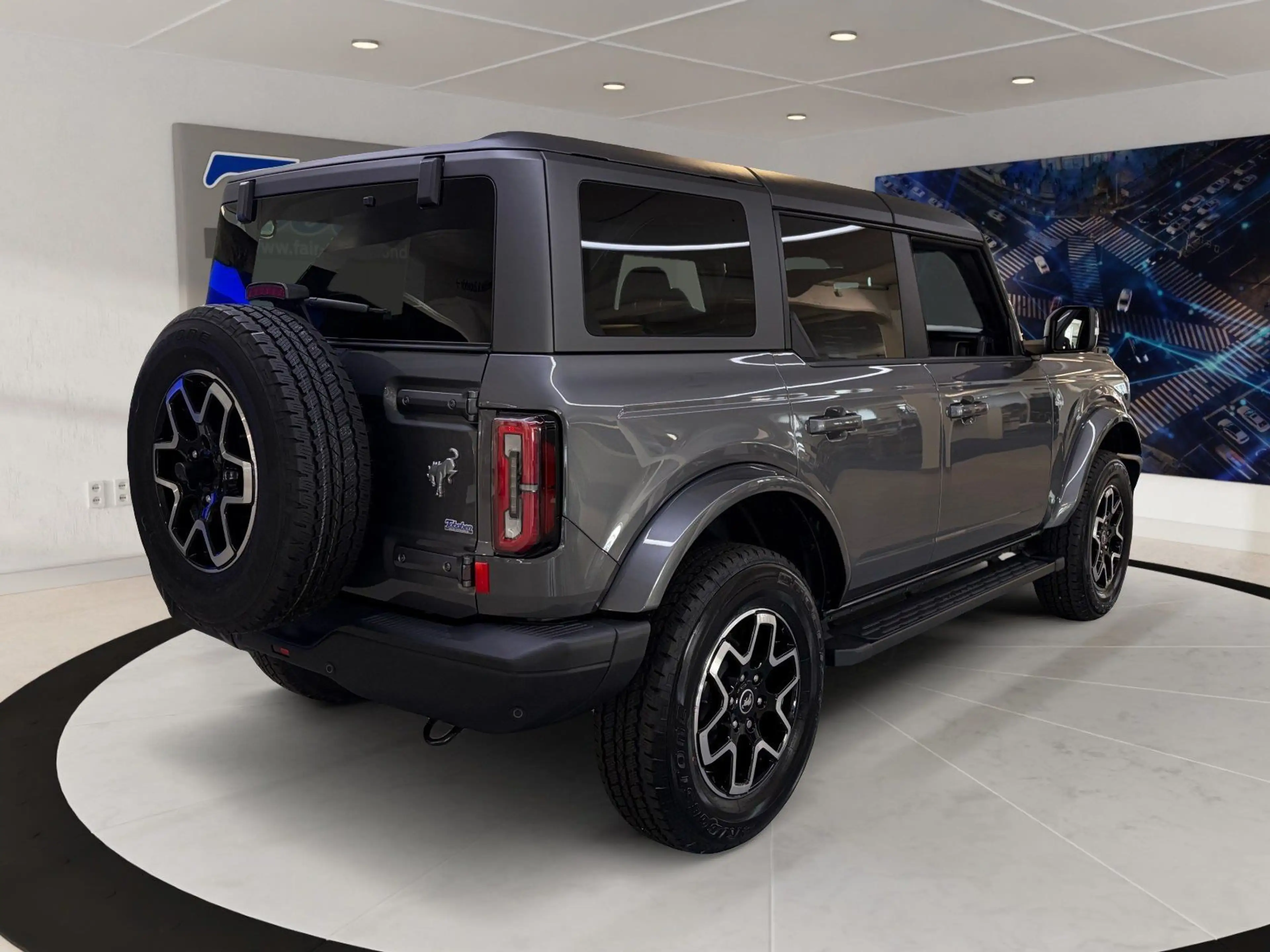 Ford Bronco Outer Banks 2.7 l EcoBoost — photo 5