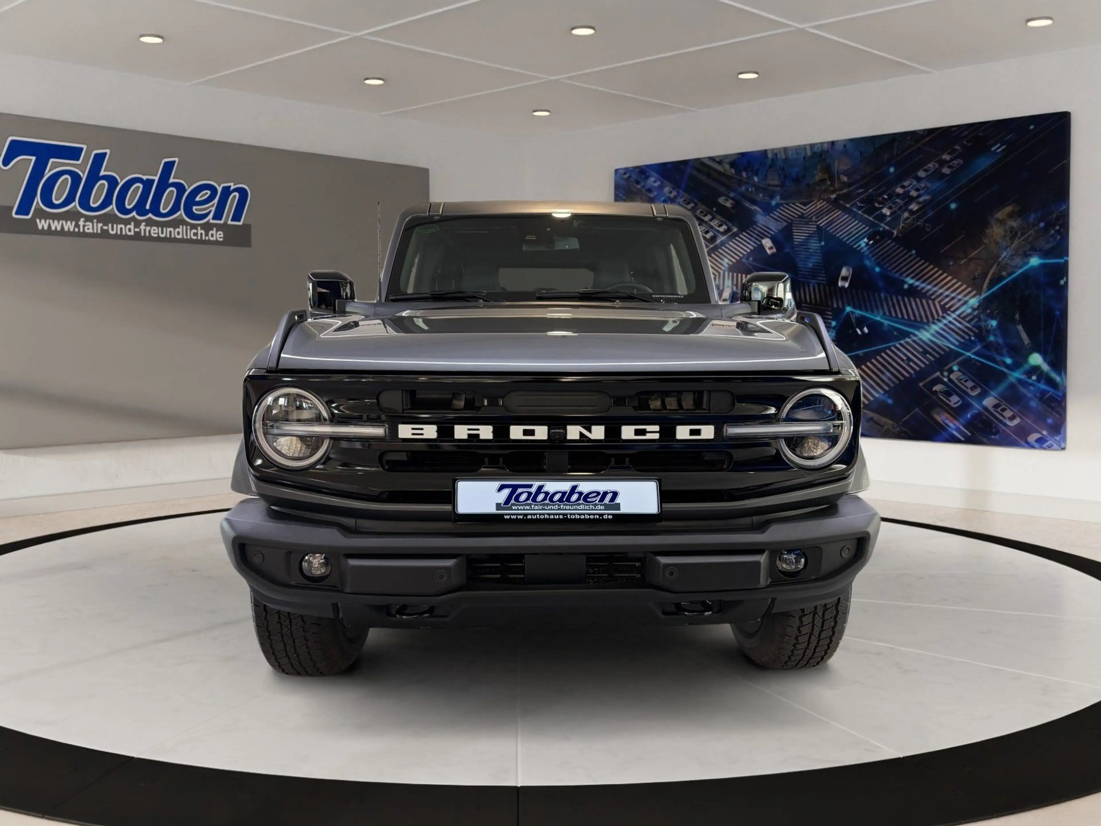 Ford Bronco Outer Banks 2.7 l EcoBoost — photo 8