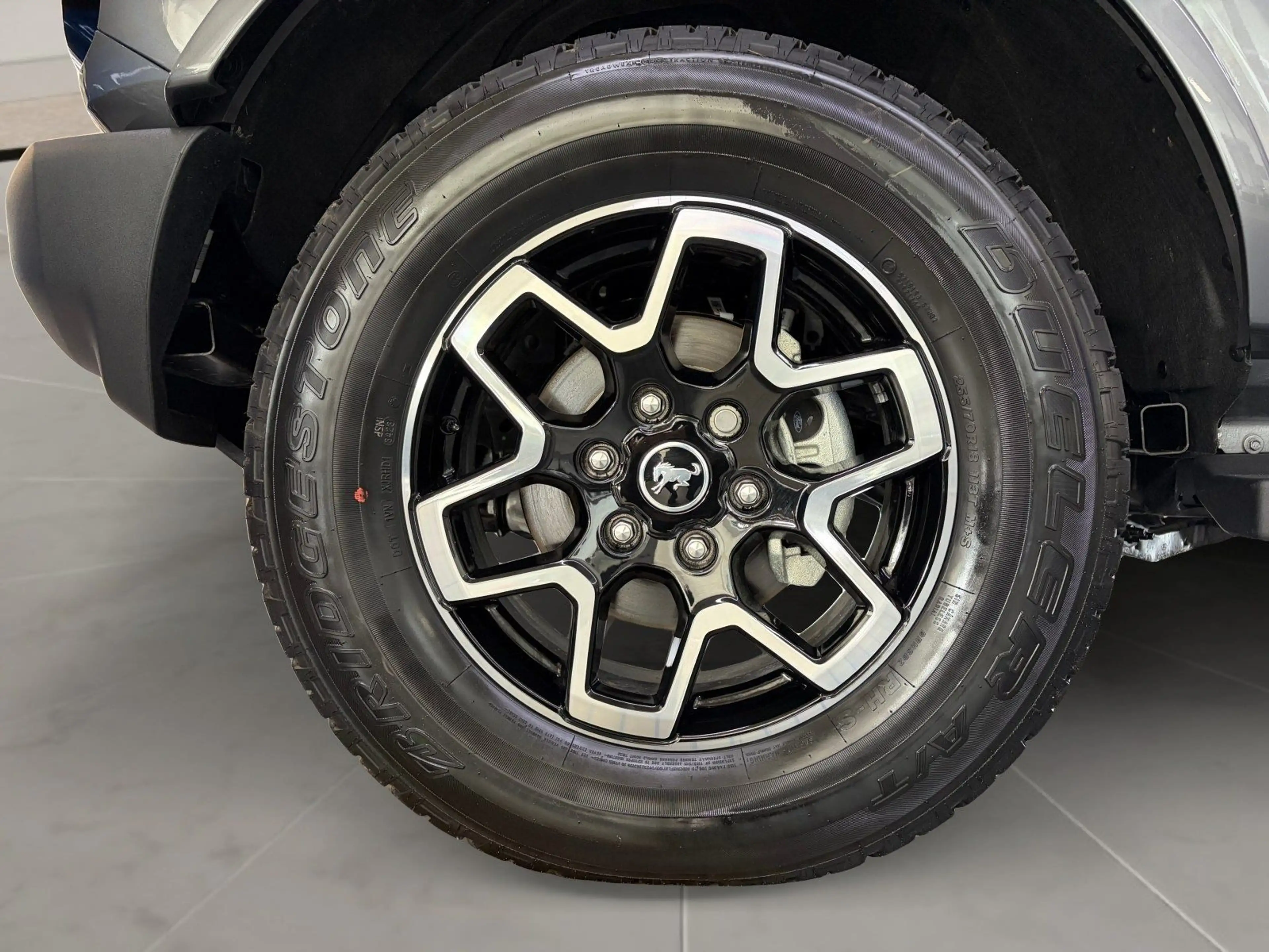 Ford Bronco Outer Banks 2.7 l EcoBoost — photo 9