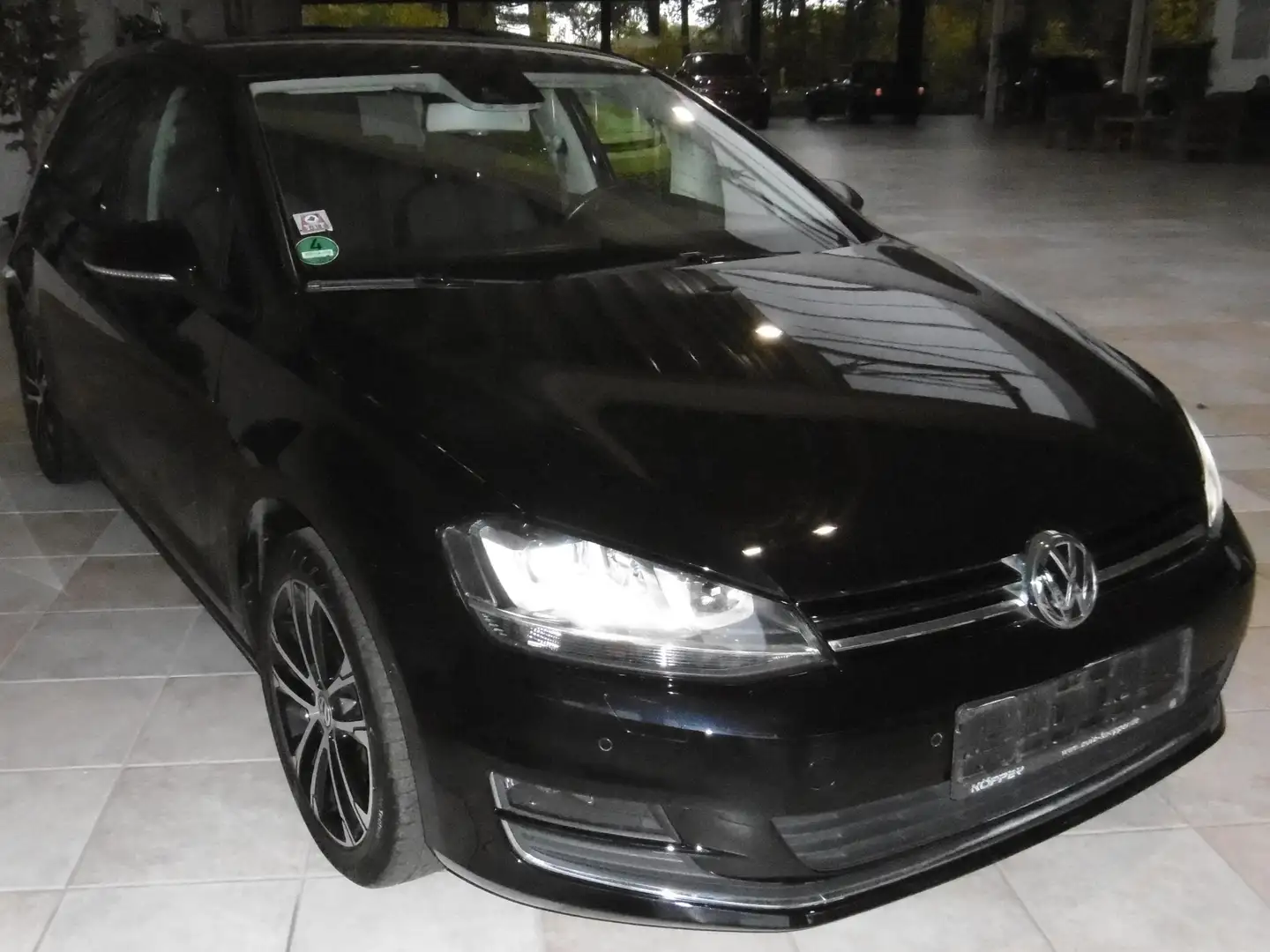 Volkswagen Golf Golf VII 5-Türer 1.4 TSI  Highline DSG Zwart - 2