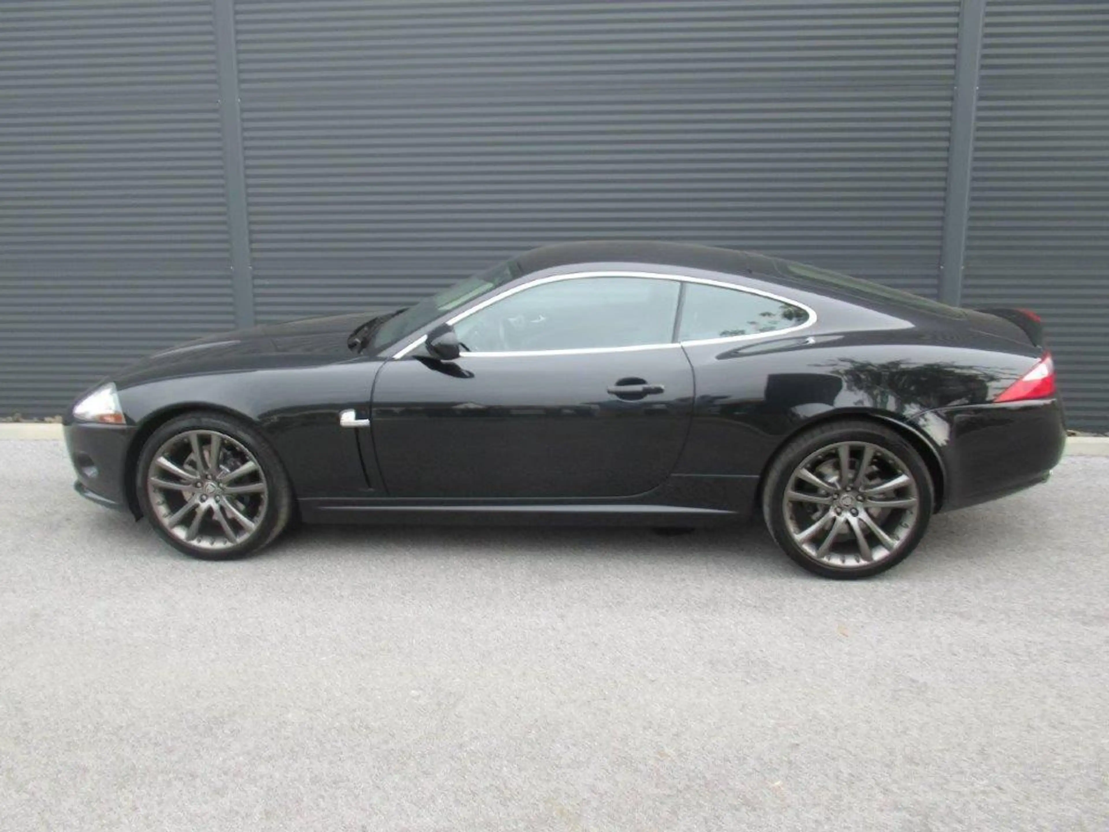 Jaguar XK8 4,2 V8 Coupe Aut., Sammlerstück, wenige Km! — photo 2