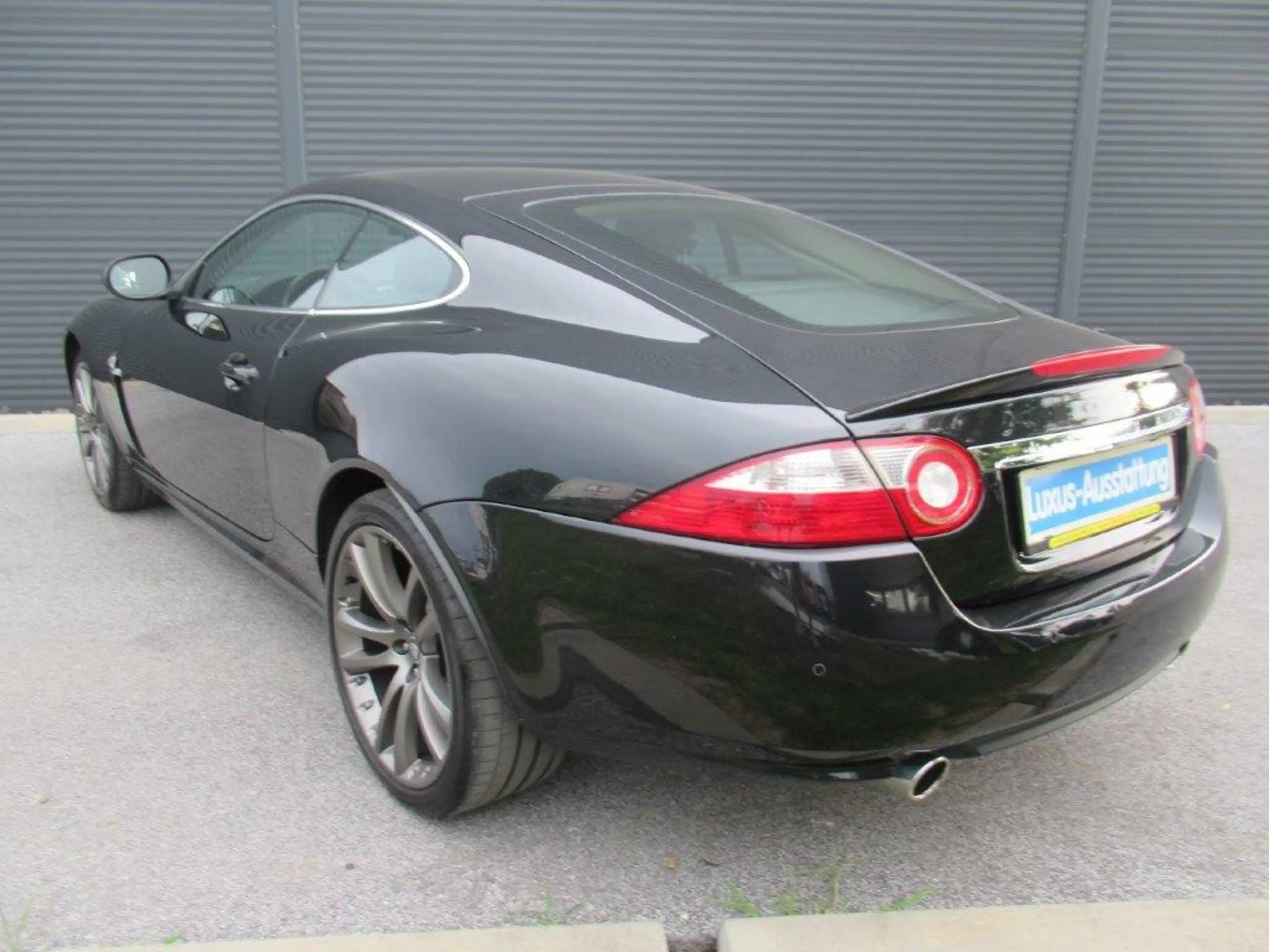 Jaguar XK8 4,2 V8 Coupe Aut., Sammlerstück, wenige Km! — photo 3