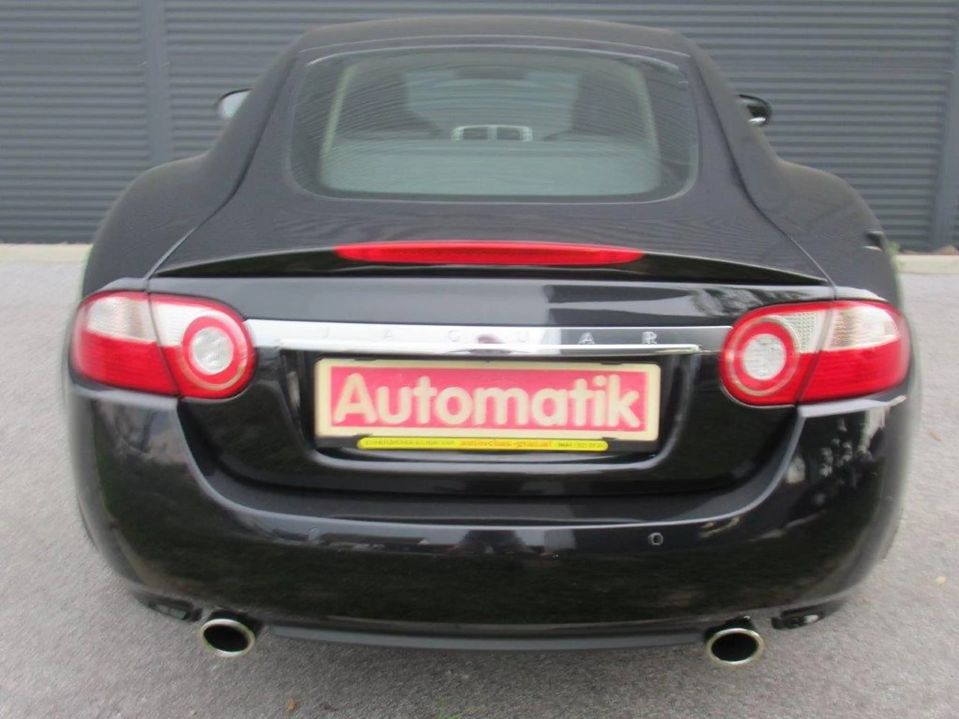 Jaguar XK8 4,2 V8 Coupe Aut., Sammlerstück, wenige Km! — photo 4