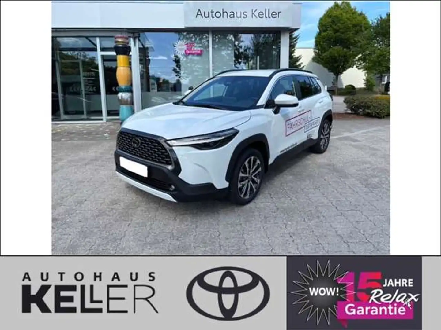 Toyota Corolla Cross Hybrid 2.0 VVT-i Team Deutschland Weiß - 1