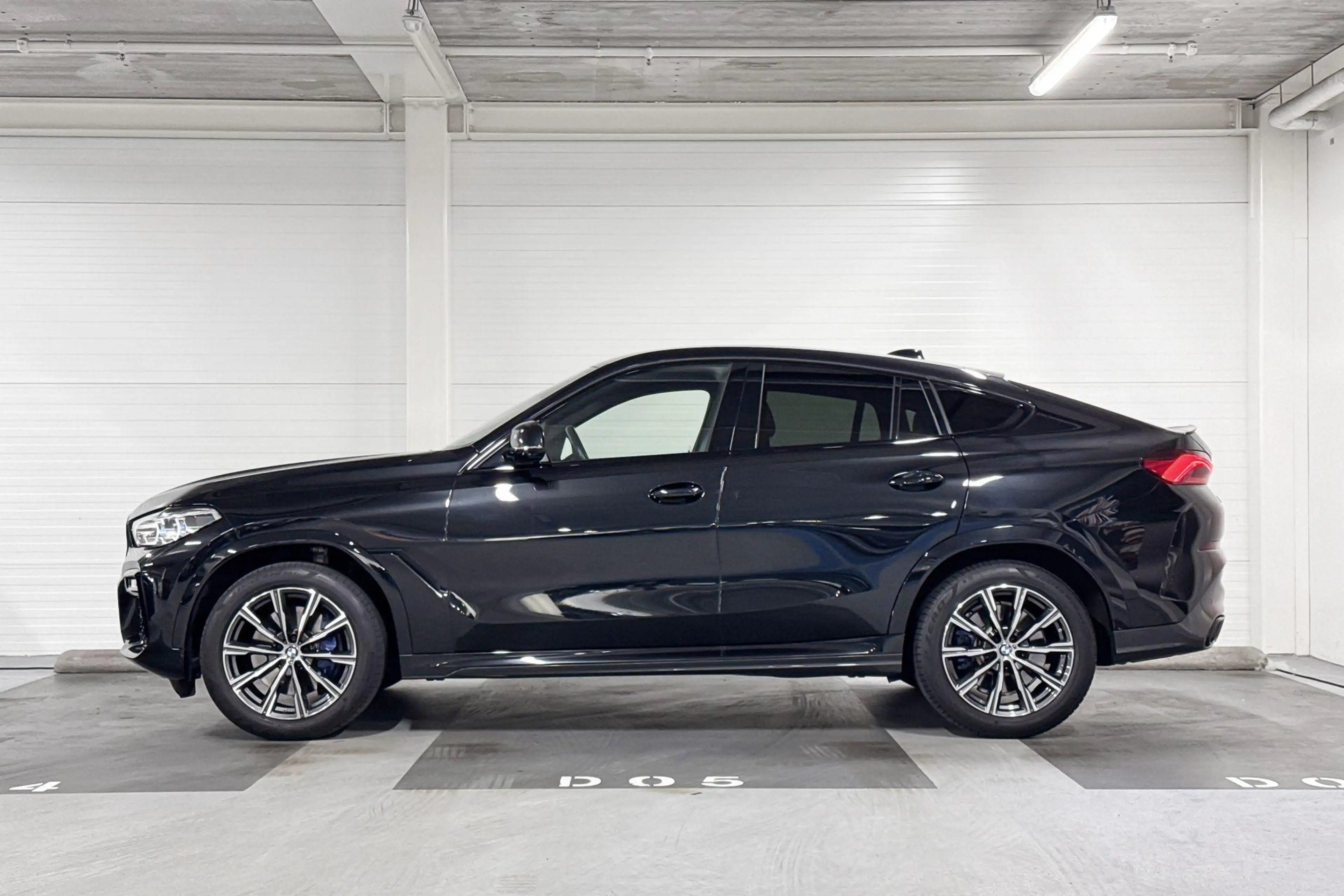 BMW X6 xDrive40i High Executive — photo 2