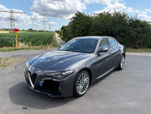 Imagine Alfa Romeo Giulia 2.2 Diesel Super