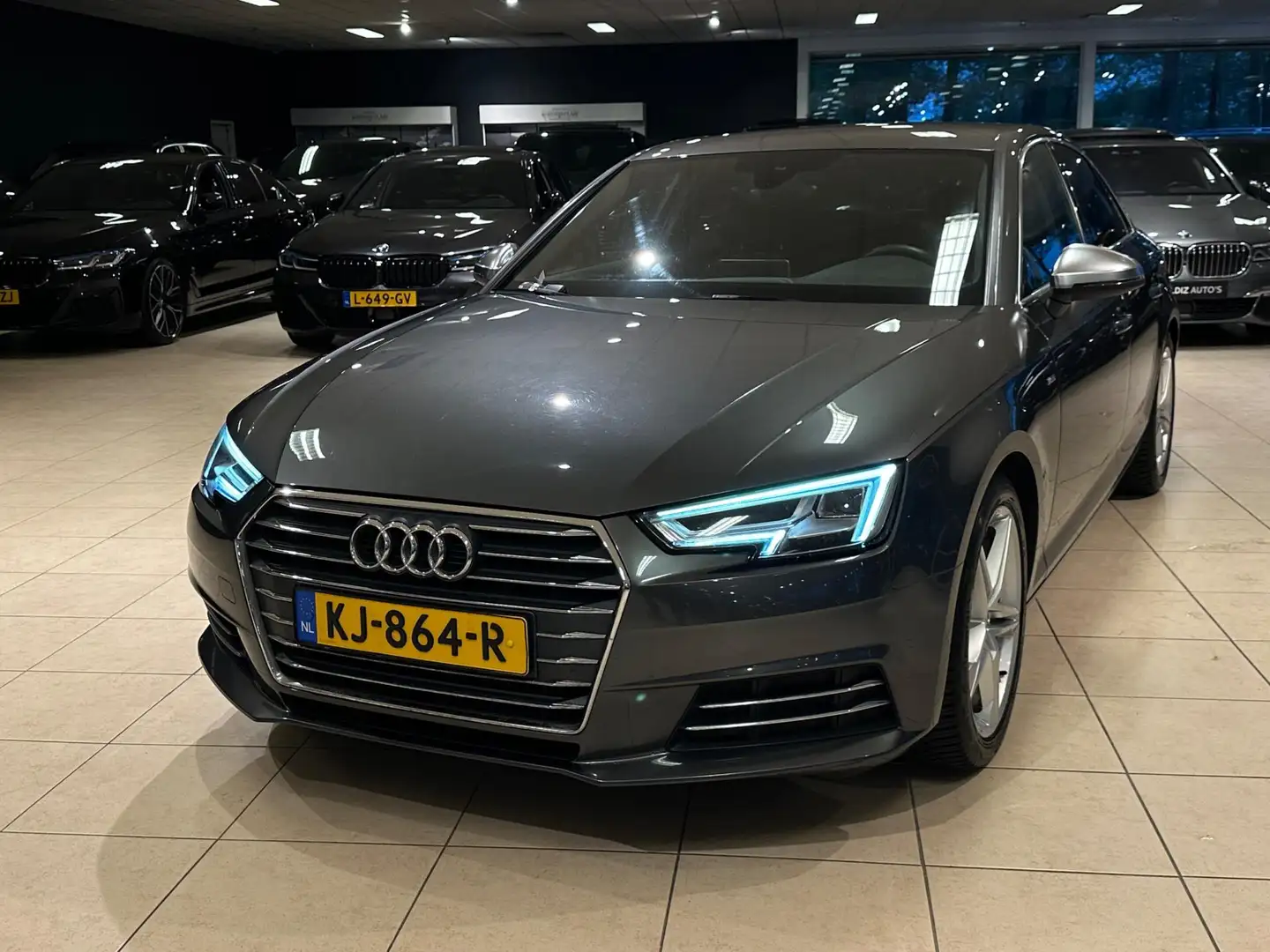 Audi A4 Limousine 1.4 TFSI Sport Pro Line 2x S-Line|LED|NA Grigio - 2
