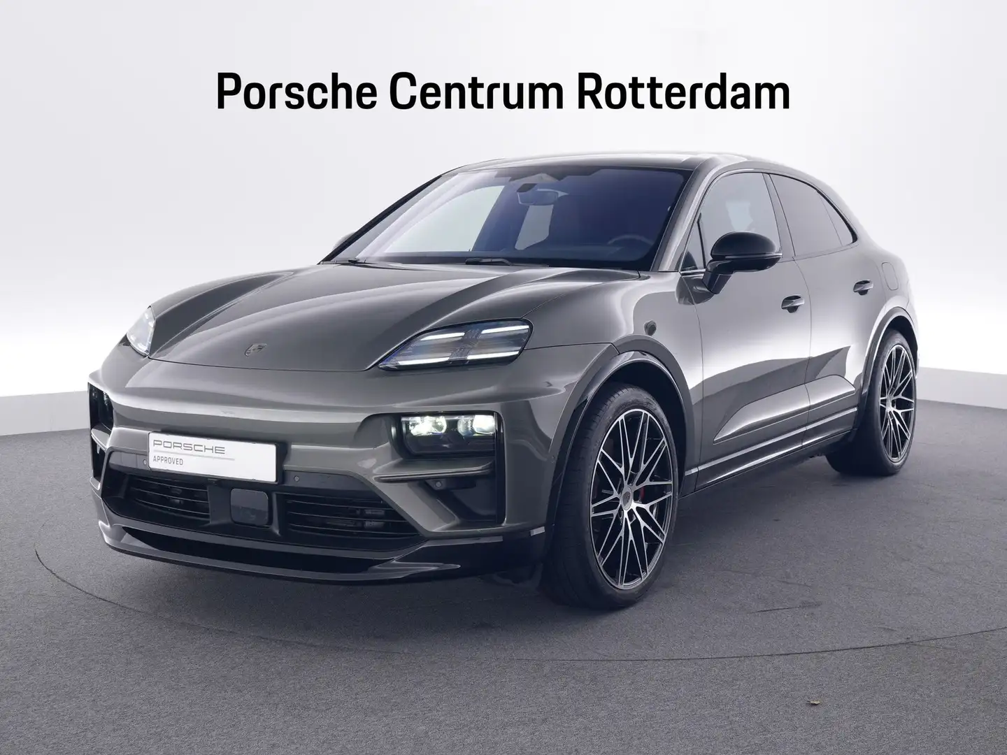 Porsche Macan Turbo Vert - 1