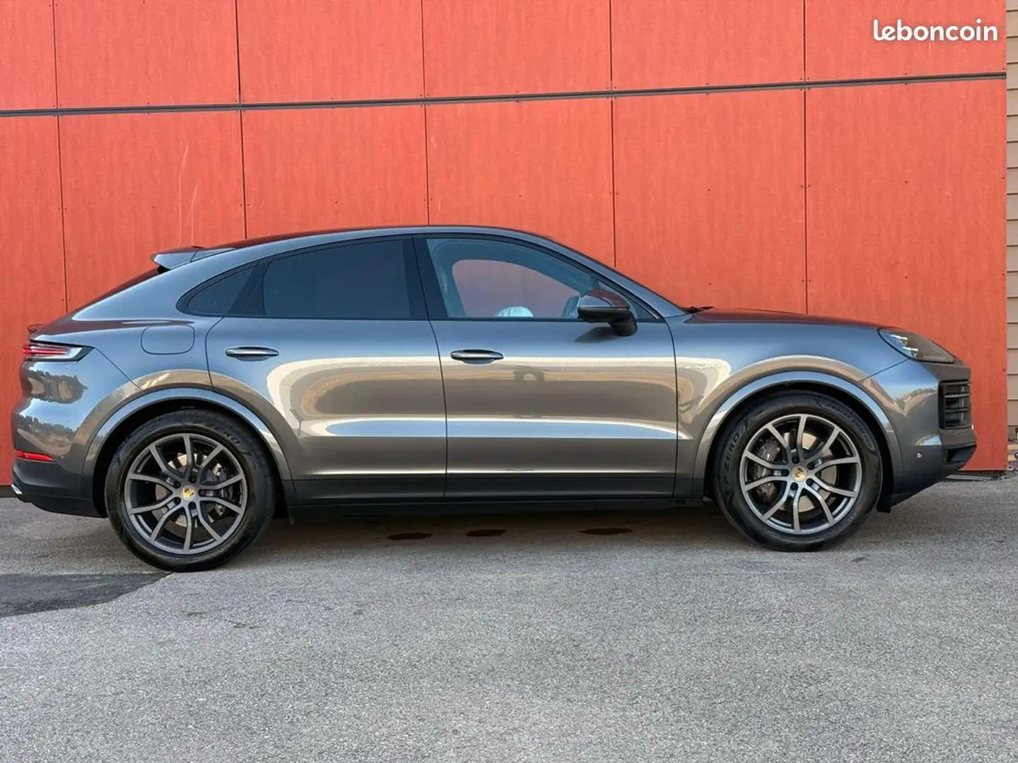 Porsche Cayenne coupe 470ch 3.0 v6 turbo e-hybrid Gris - 2