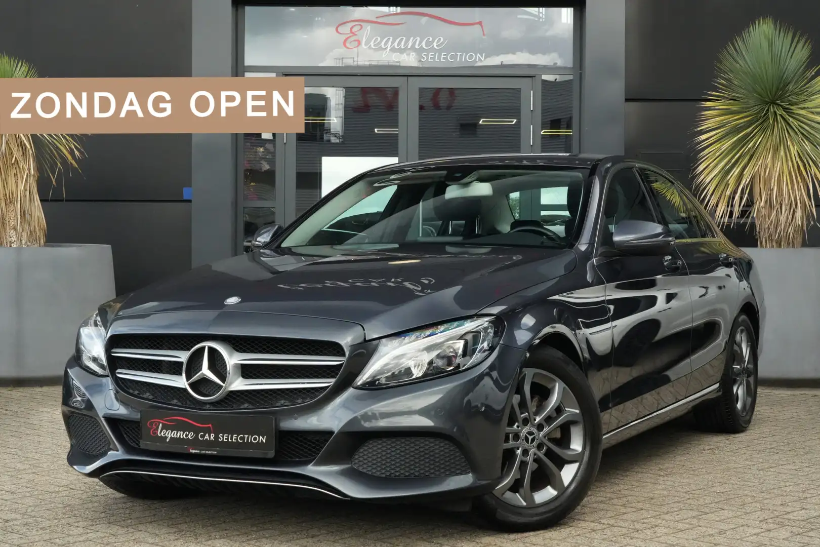 Mercedes-Benz C 180 Prestige 156pk Stoelverwarming/Navigatie/PDC Grau - 1