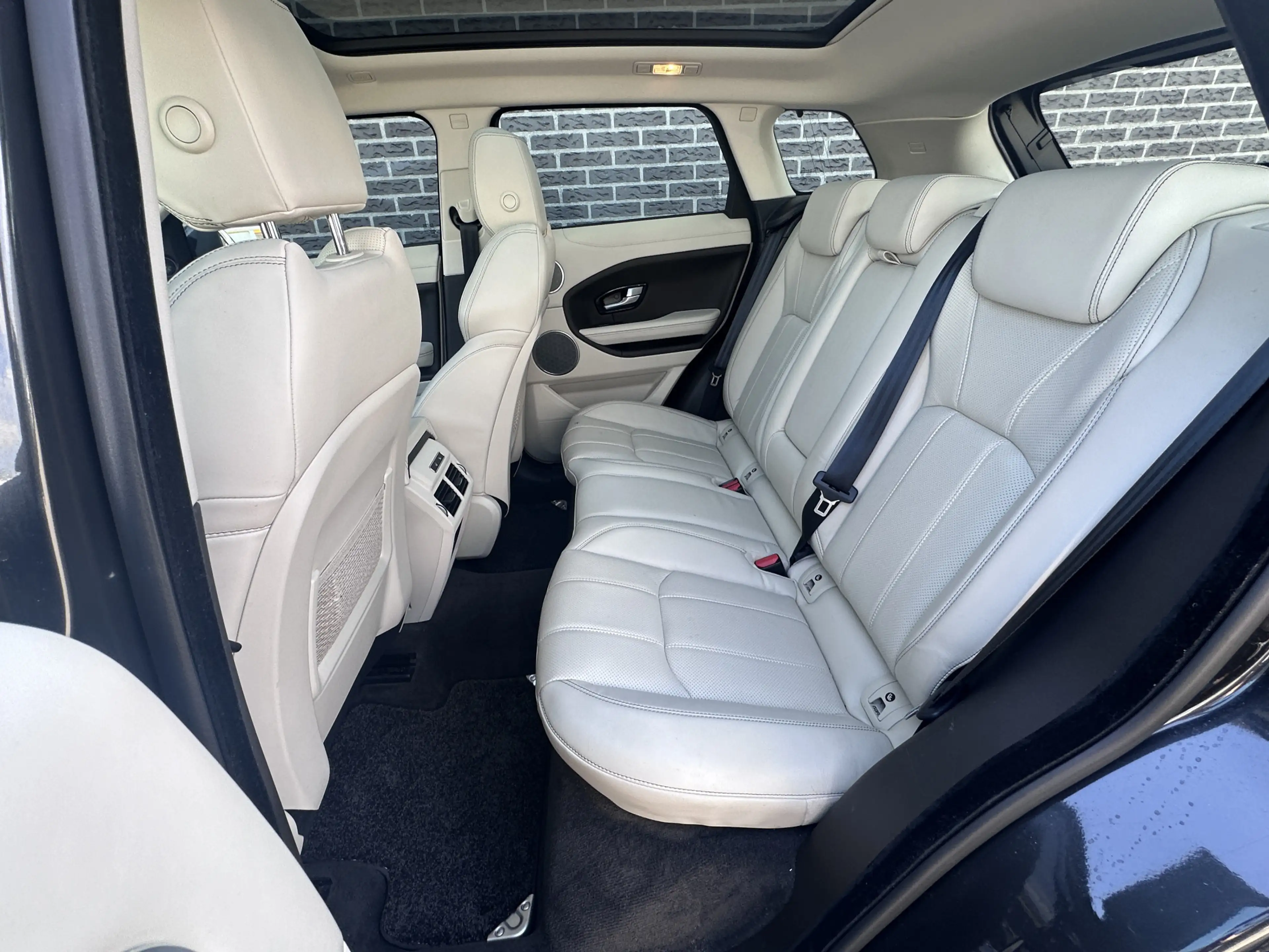Land Rover Range Rover Evoque 2.0 Si4 Autobiography | volledige historie | — photo 3