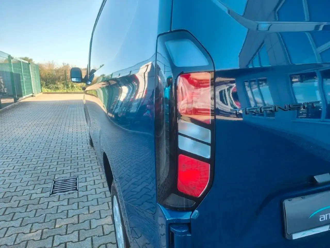 Ford Transit Custom FT320 L2 136 PS Trend LED 70l 4