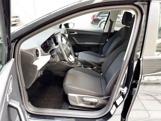 SEAT Ibiza view 8