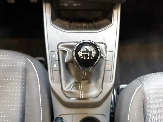 SEAT Ibiza view 13