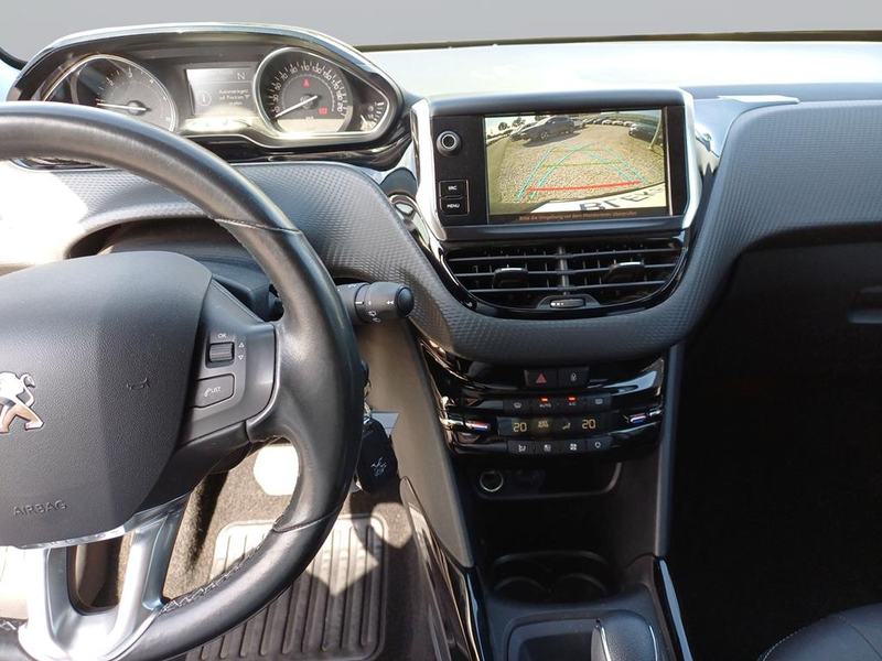 Peugeot 2008 ALL BLUHD120EAT — photo 11