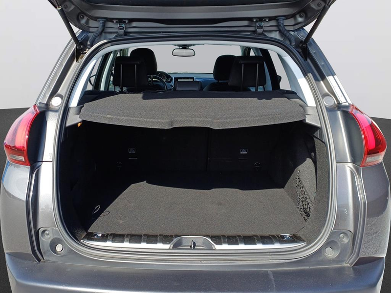 Peugeot 2008 ALL BLUHD120EAT — photo 6