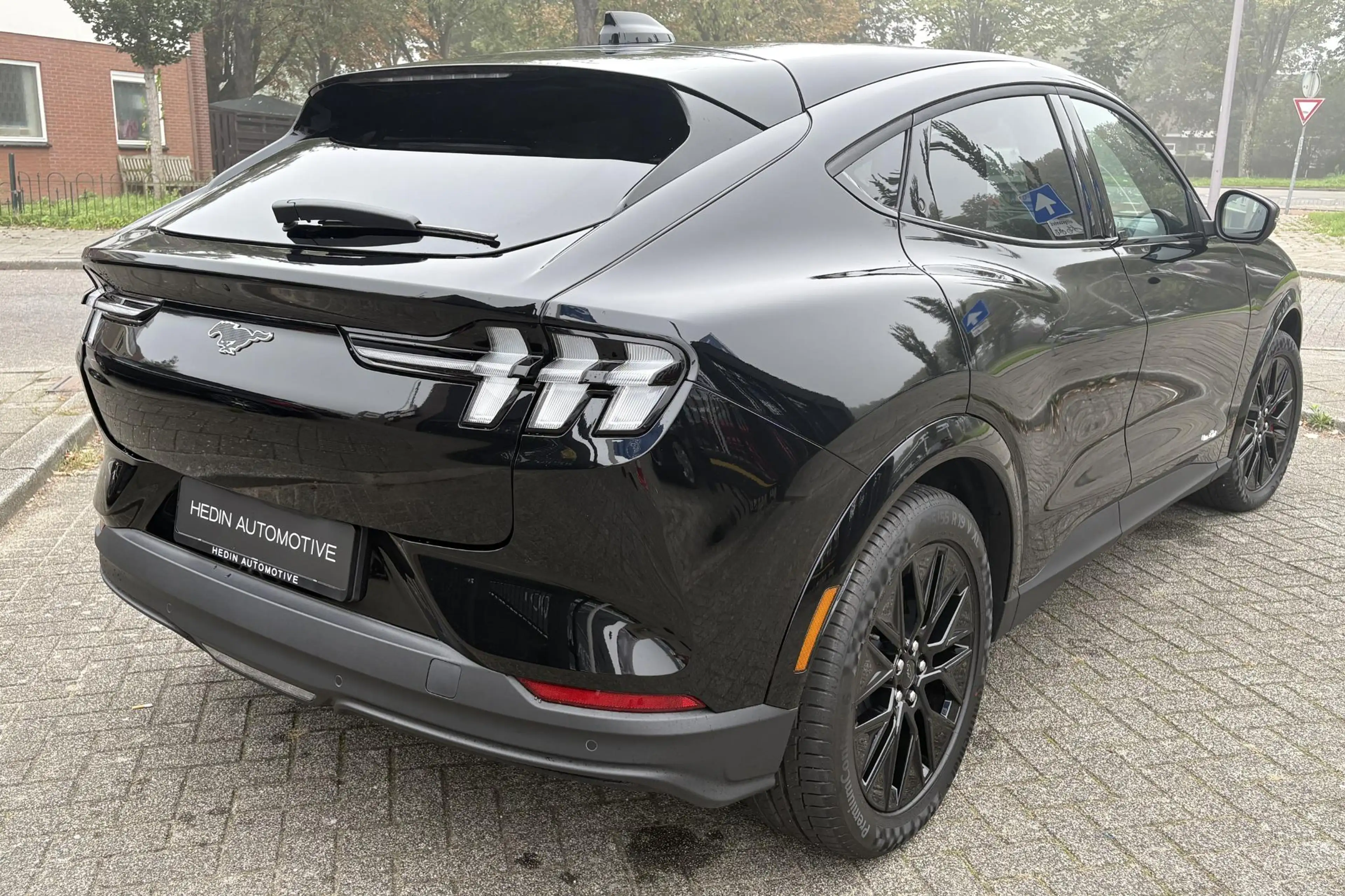 Ford Mustang Mach-E Extended Premium RWD 88 kWh | Technology Pack | 19 — photo 4