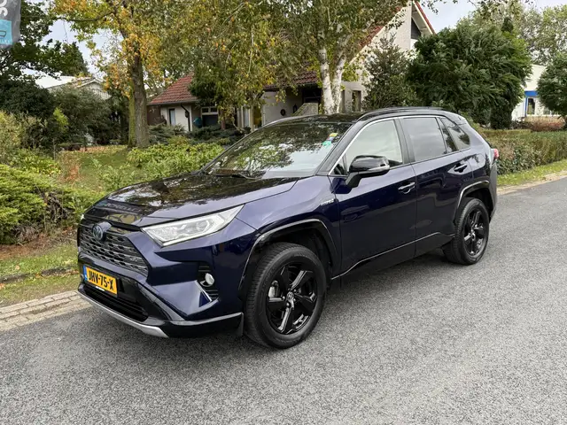 Toyota RAV 4 2.5 Hybrid AWD 222PK Bi-Tone Leder•Carplay