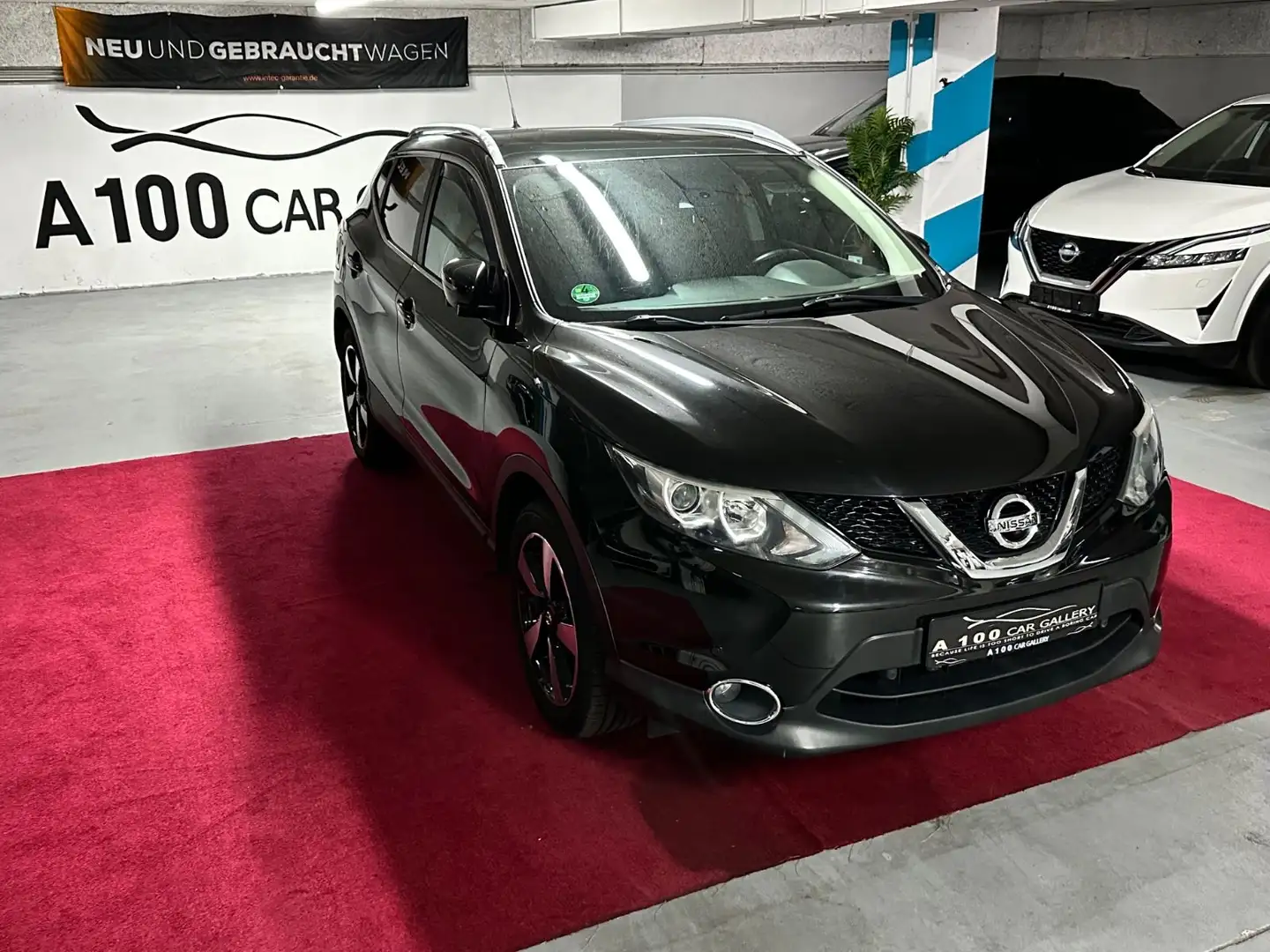 Nissan Qashqai 360°*Panorama*AHK*Navi*1A Schwarz - 1