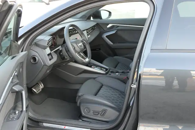 Audi A3 view 6