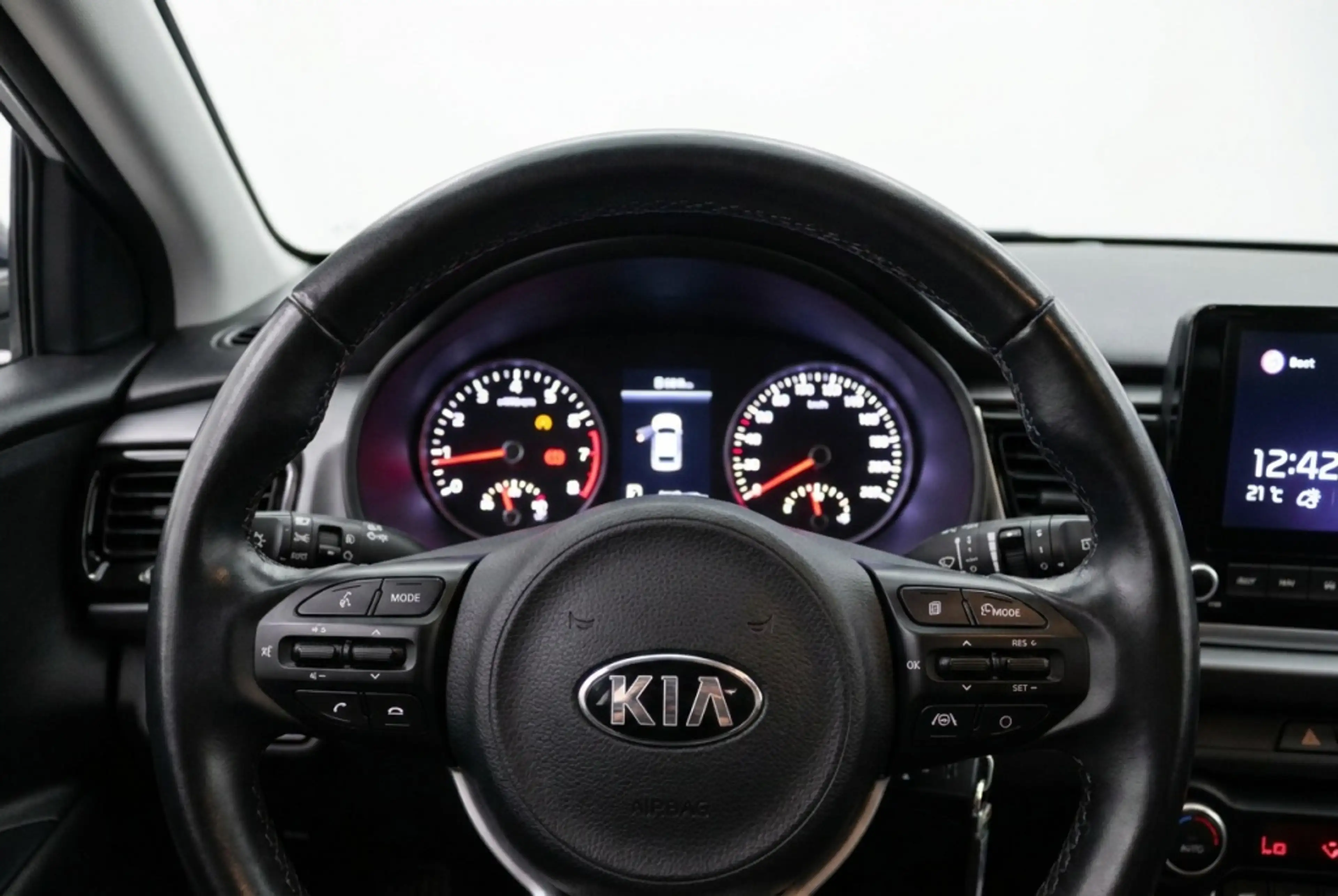 Kia Rio 1.2 Vision Camera l Navi l Cruise — photo 14