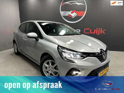 Renault Clio 1.6 E-Tech Hybrid 140 Intens | Camera
