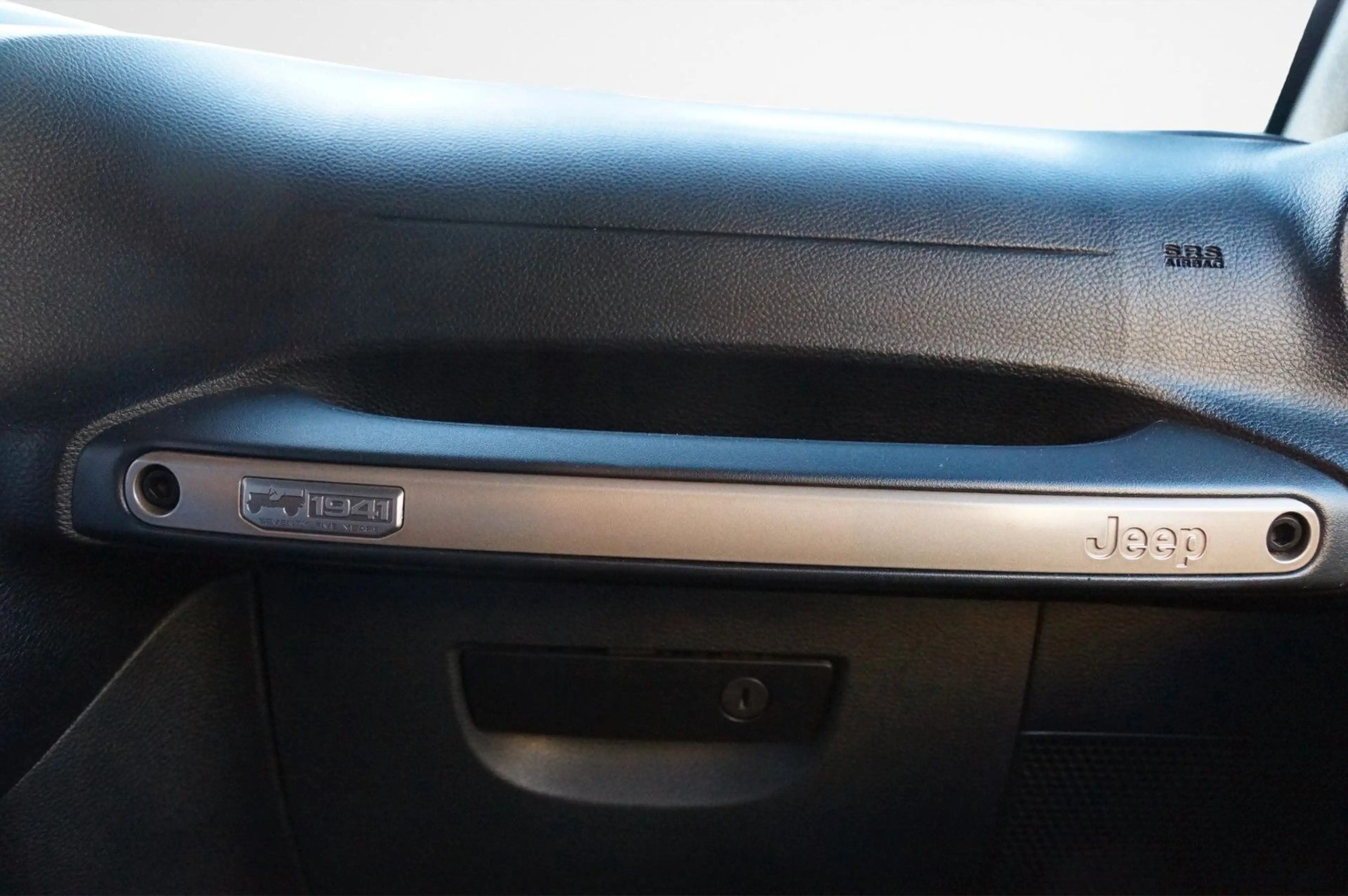 Jeep Wrangler Unlimited 75th Anniversary UNIKAT viele Anbauten — photo 13