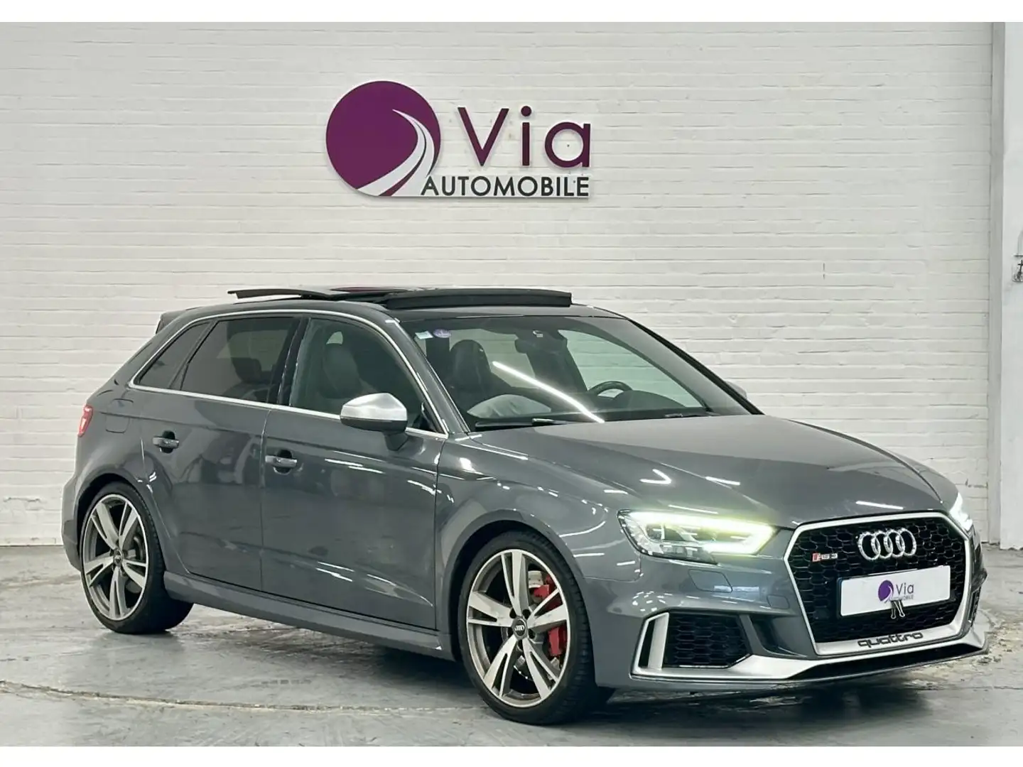 Audi RS3 2.5 TFSI 400 / CUIR / TOIT OUVRANT / VIRTUAL COCKPIT - 2
