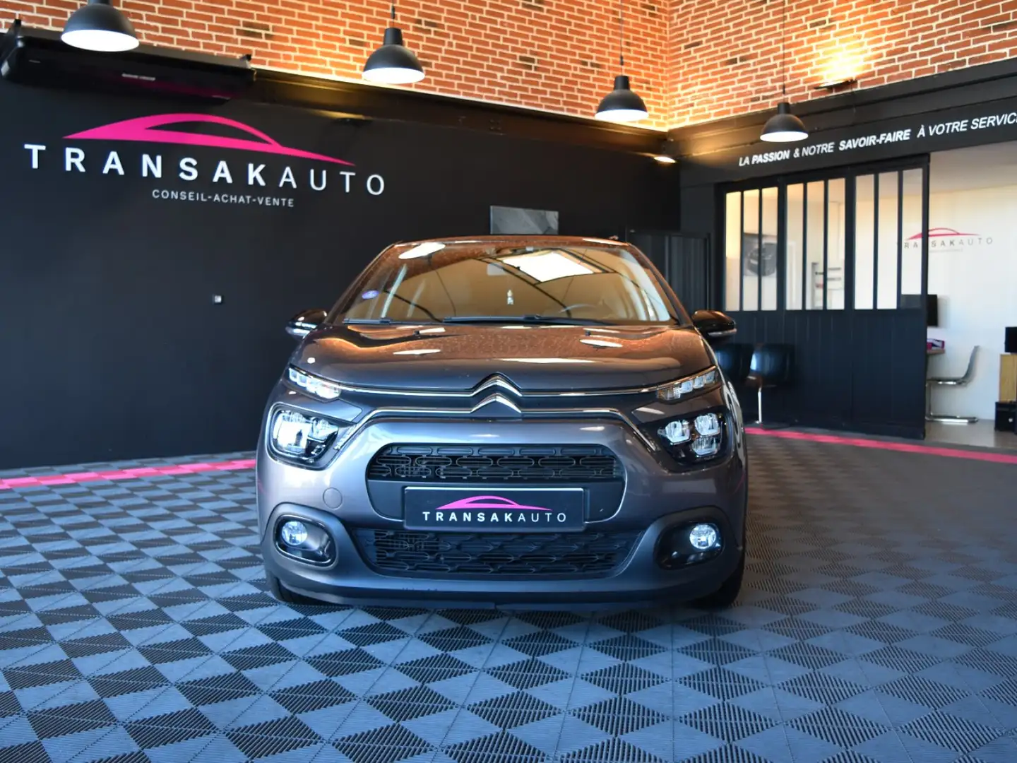 Citroen C3 C3 PureTech 110 S\u0026amp;S BVM6 Shine Gris - 2