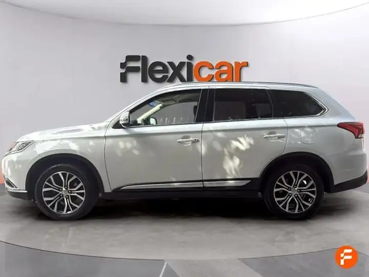 Mitsubishi Outlander 200 MPI CVT Motion 2WD 5p Aut. 2018, foto 9
