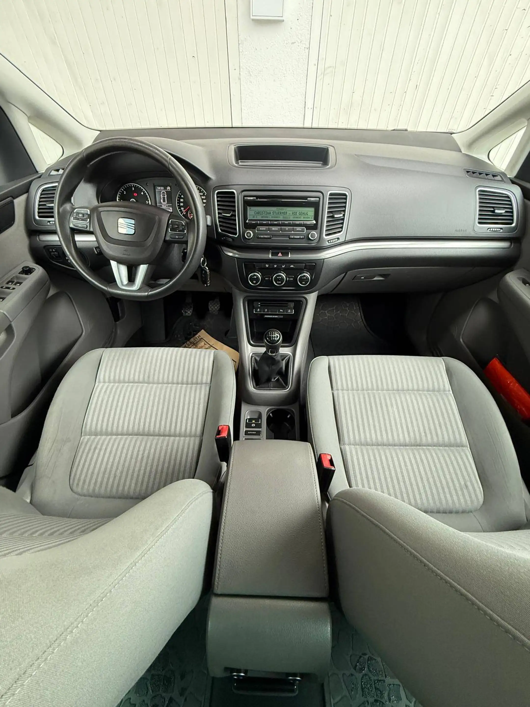 SEAT Alhambra Reference — photo 8