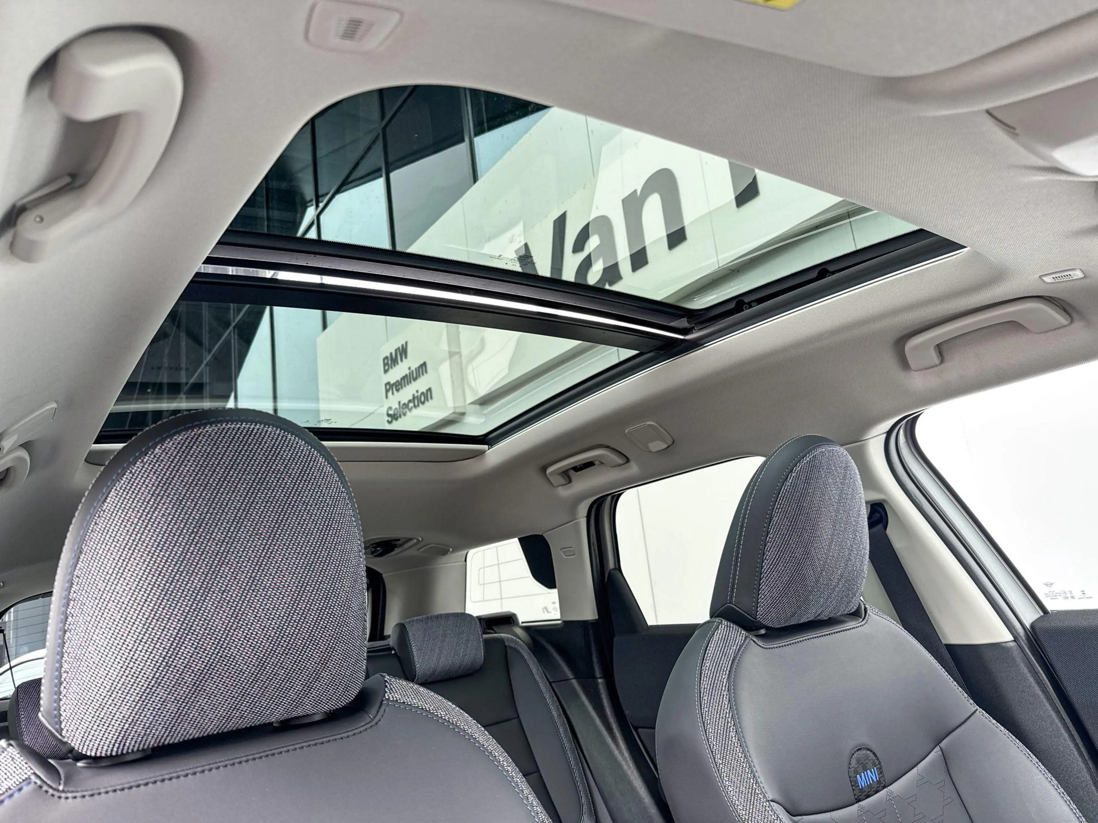 MINI Countryman C | Pakker M | Head-Up Display | Trekhaak — photo 7