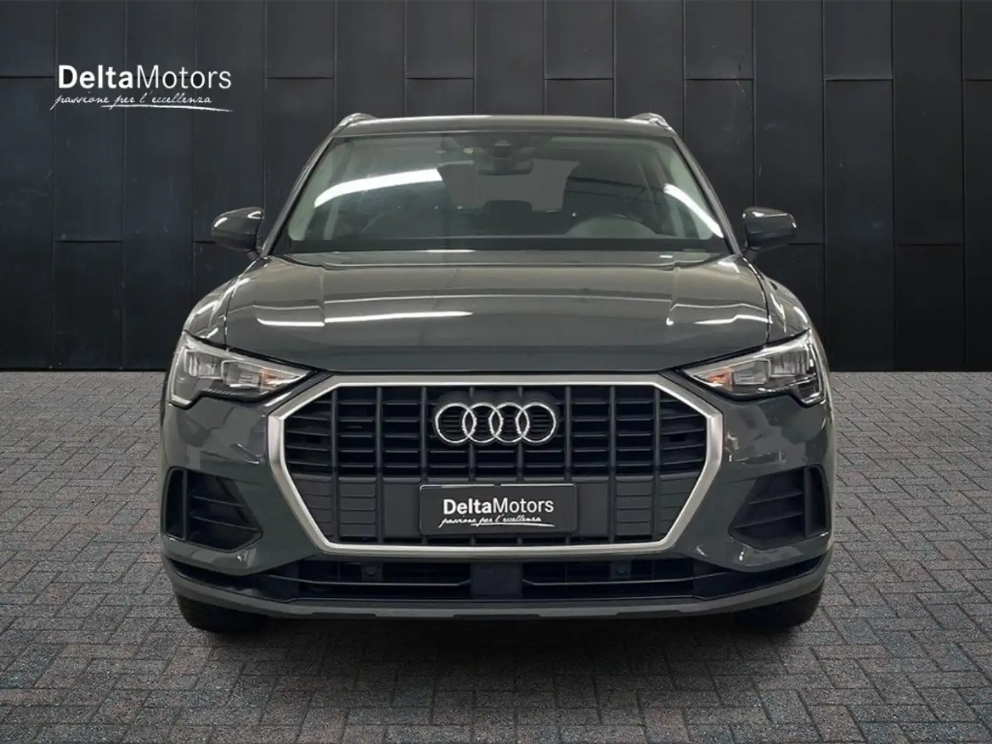 Audi Q3 35 2.0 tdi s-tronic Grey - 2