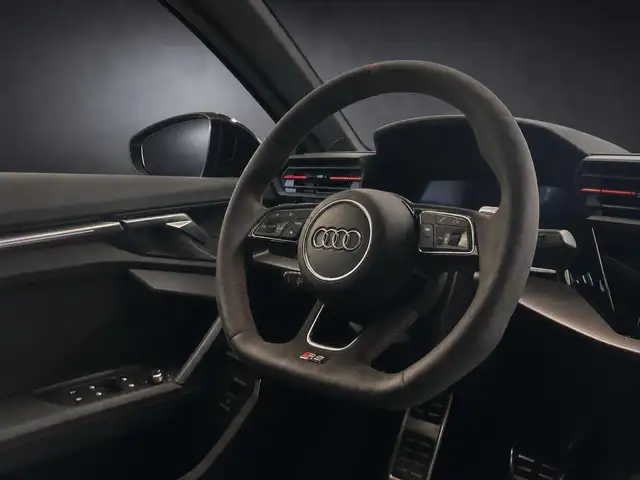 Audi RS3 view 6