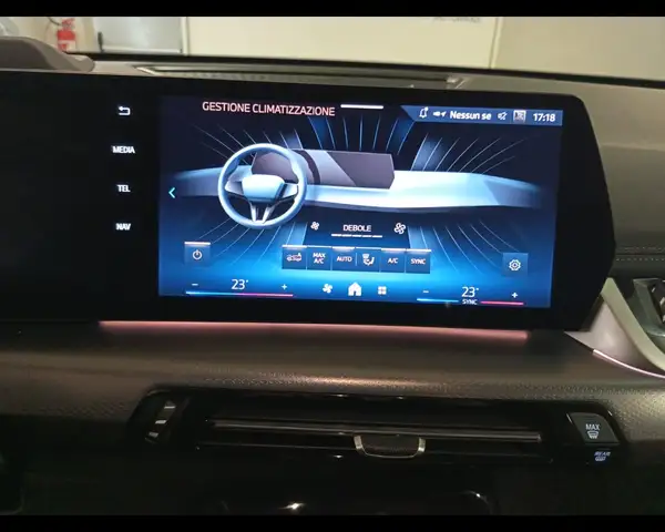 BMW X1 view 15
