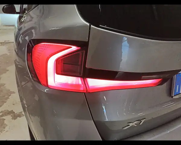 BMW X1 view 13