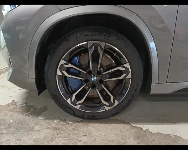 BMW X1 view 11