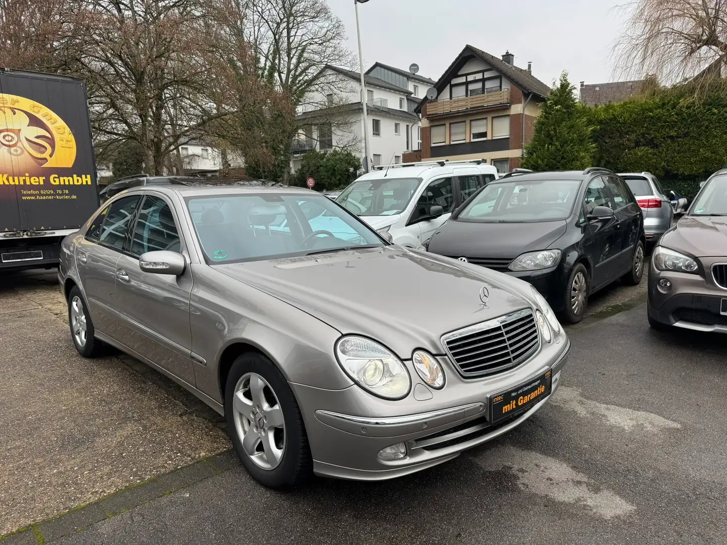 Mercedes-Benz E 320 E 320 4Matic/Limo/Voll/S-Heft Grau - 1