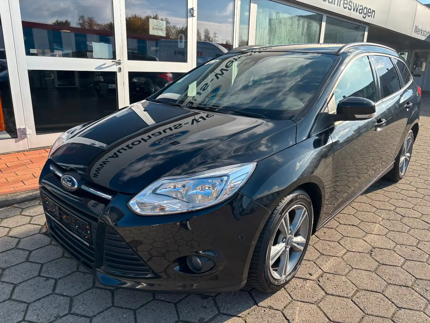 Ford Focus 1,0 *KLIMA*NAVI*WINTER-PAKET*ZAHNRIEN NEU Noir - 2