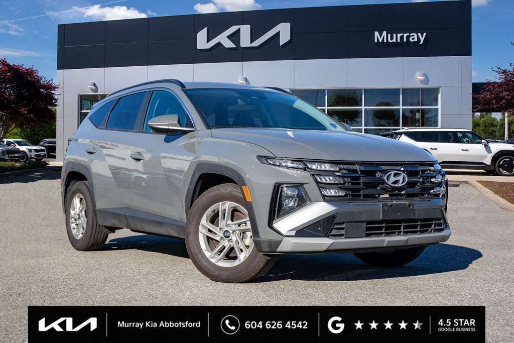 2025 Hyundai Tucson AWD! Remote Start! Smart Cruise! NAV! Heated Seats - Image 1