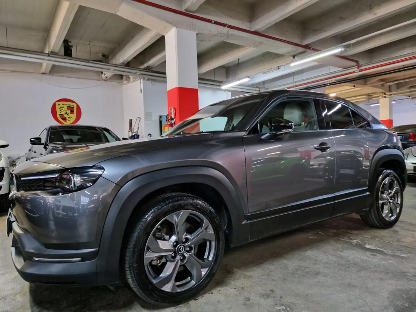 Mazda MX-30 Exceed 35,5 KWh OBC 7,4 KW RADAR+18'+PELLE+UNIPROP Grigio - 1