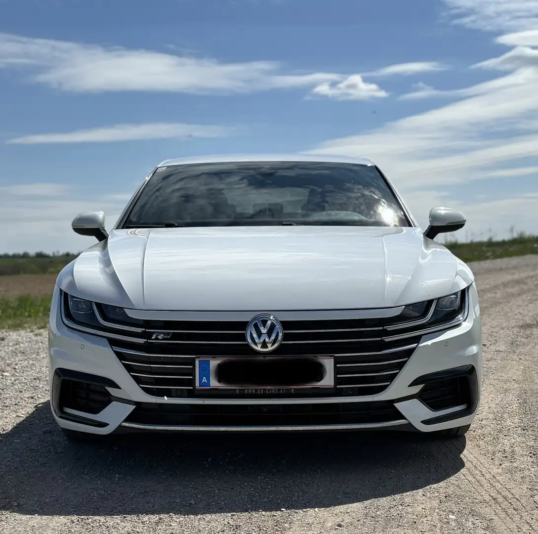 Volkswagen Arteon 2,0 TDI R-Line - 2