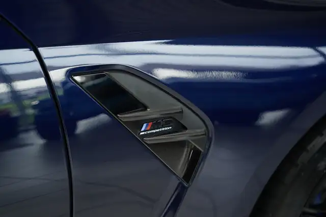 BMW M3 view 11