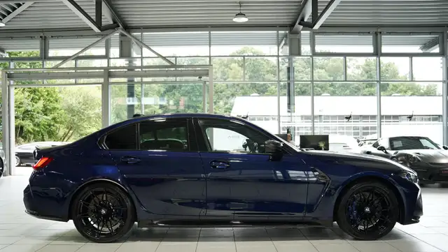 BMW M3 view 6