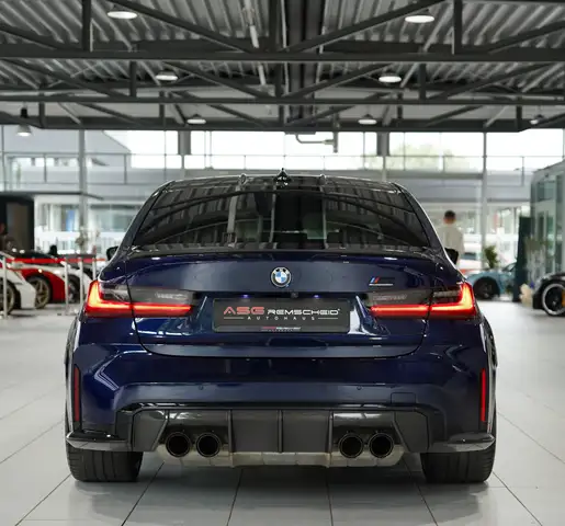 BMW M3 view 8