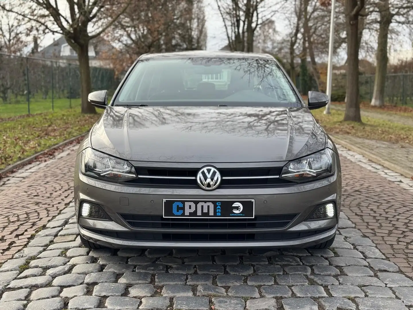 Volkswagen Polo 1.0 * 80pk! * FULL HISTORIEK * APP CARPLAY * TOP Grijs - 2