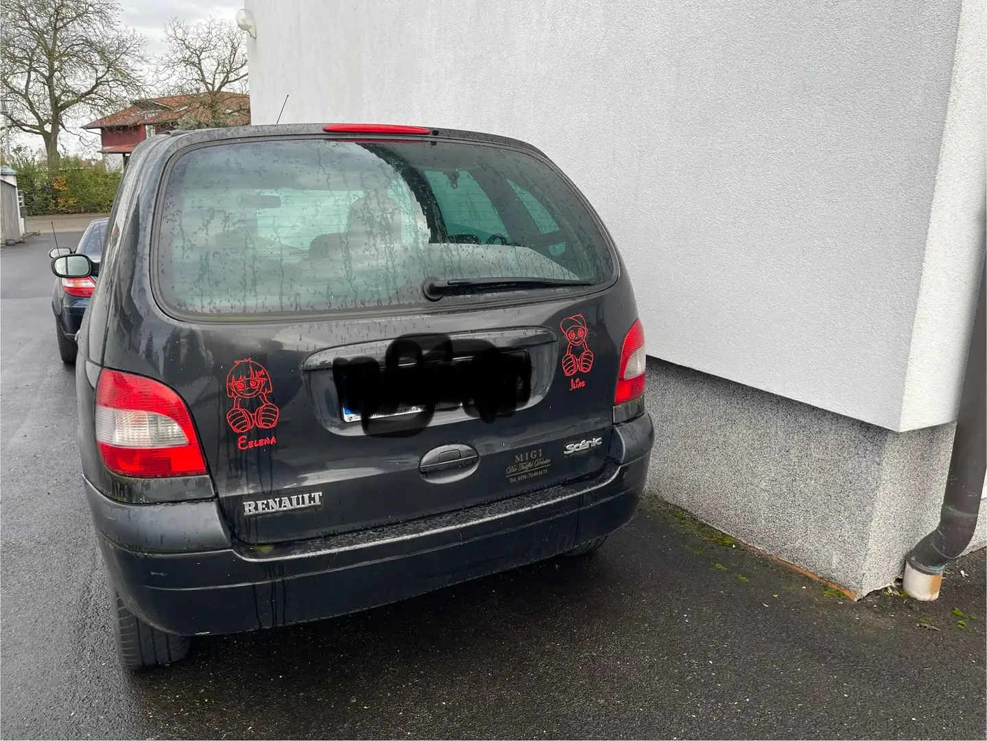 Renault Scenic Schwarz - 1