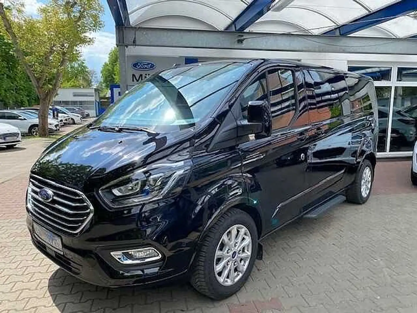 Ford Tourneo Custom 320 L2''Titanium''Bi-Xenon,Kamera Schwarz - 1