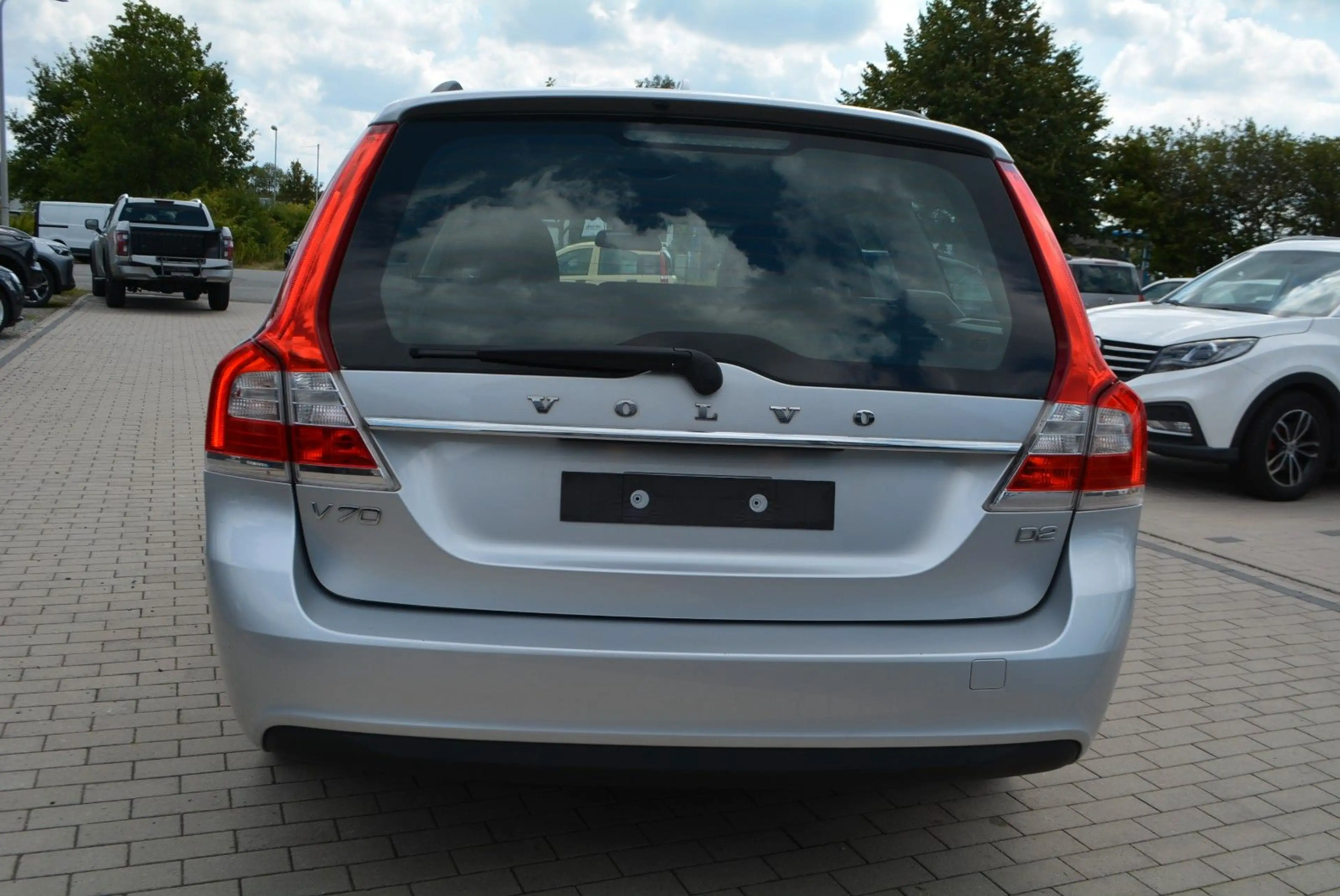 Volvo V70 Kombi Kinetic-HU+Service neu-Garantie incl. — photo 13